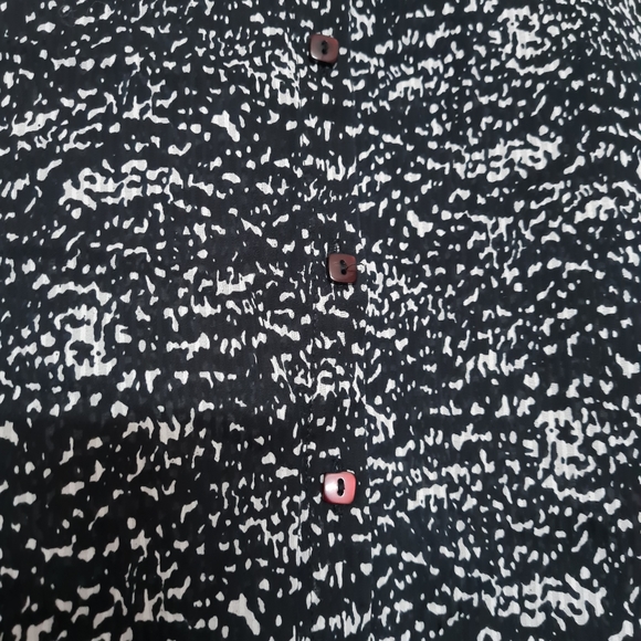 Size- L, Amichi shirt for women - Picture 8 of 8